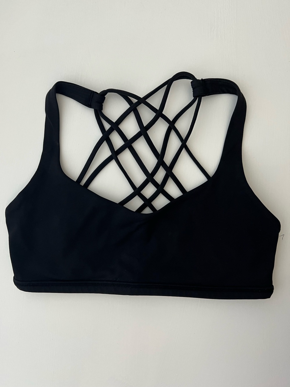 Lululemon Free to be Wild bra, size 6